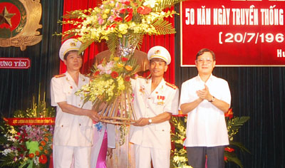 Hưng Yên Kỷ niệm 50 năm Ngày truyền thống Lực lượng Cảnh sát nhân dân